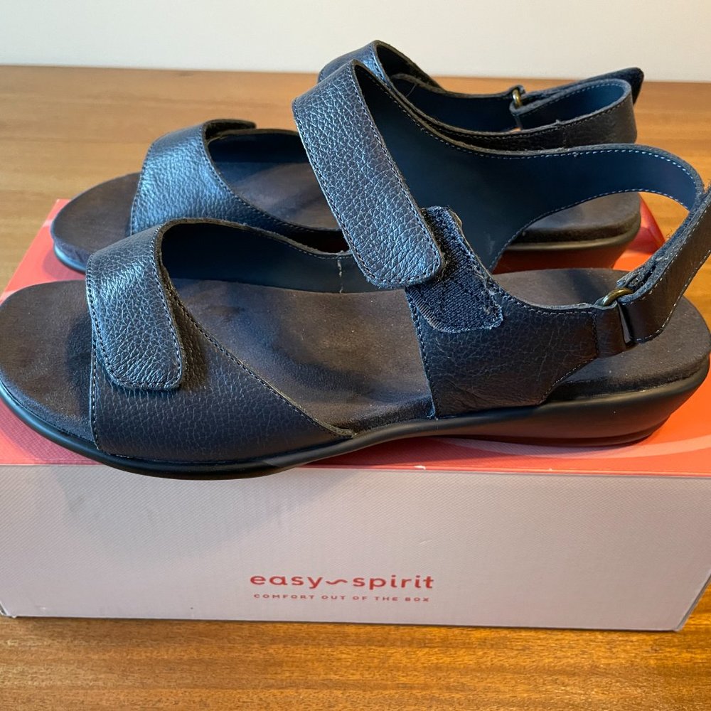 NIB Easy Spirit “Eshartwell” Navy Blue 9W Sandals, Summer Comfort Travel Wedding - Picture 4 of 12